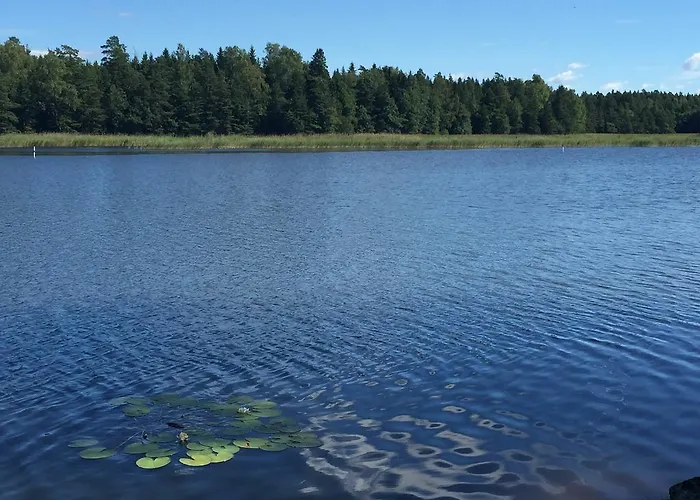 בית כפרי By The Sea *